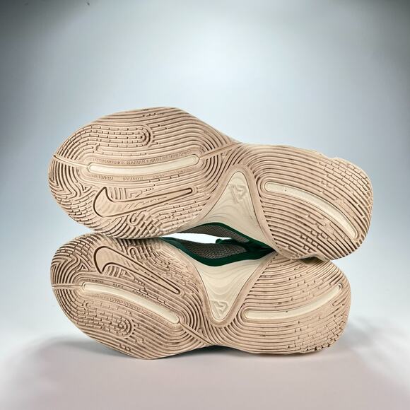 Nike Giannis Immortality 3 Green Pink Athletic Basketball Shoes Men's Size 8 - Picture 9 of 10